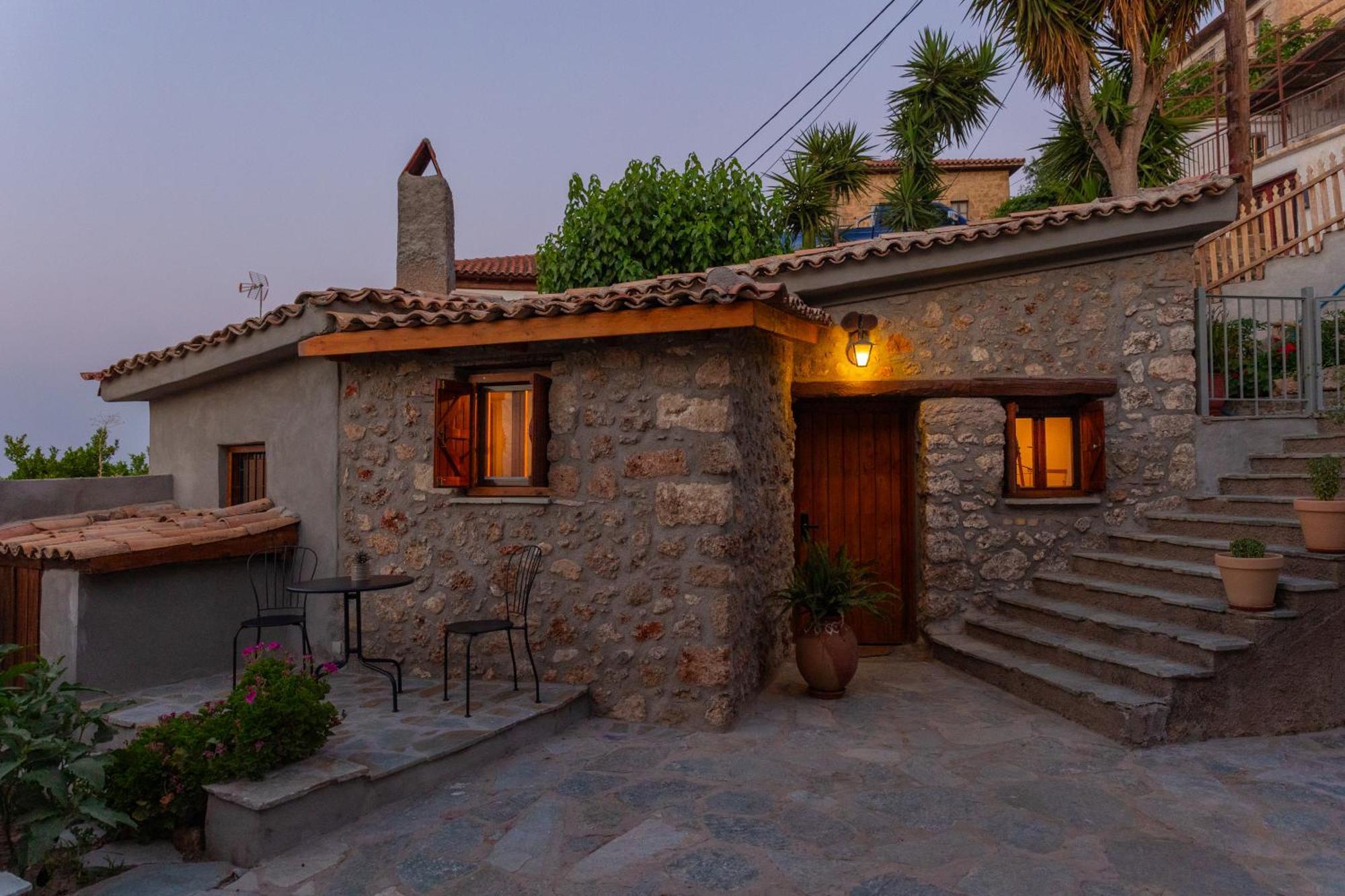 Fteri Stone House In Platanos, Akrata Apartamento Exterior foto