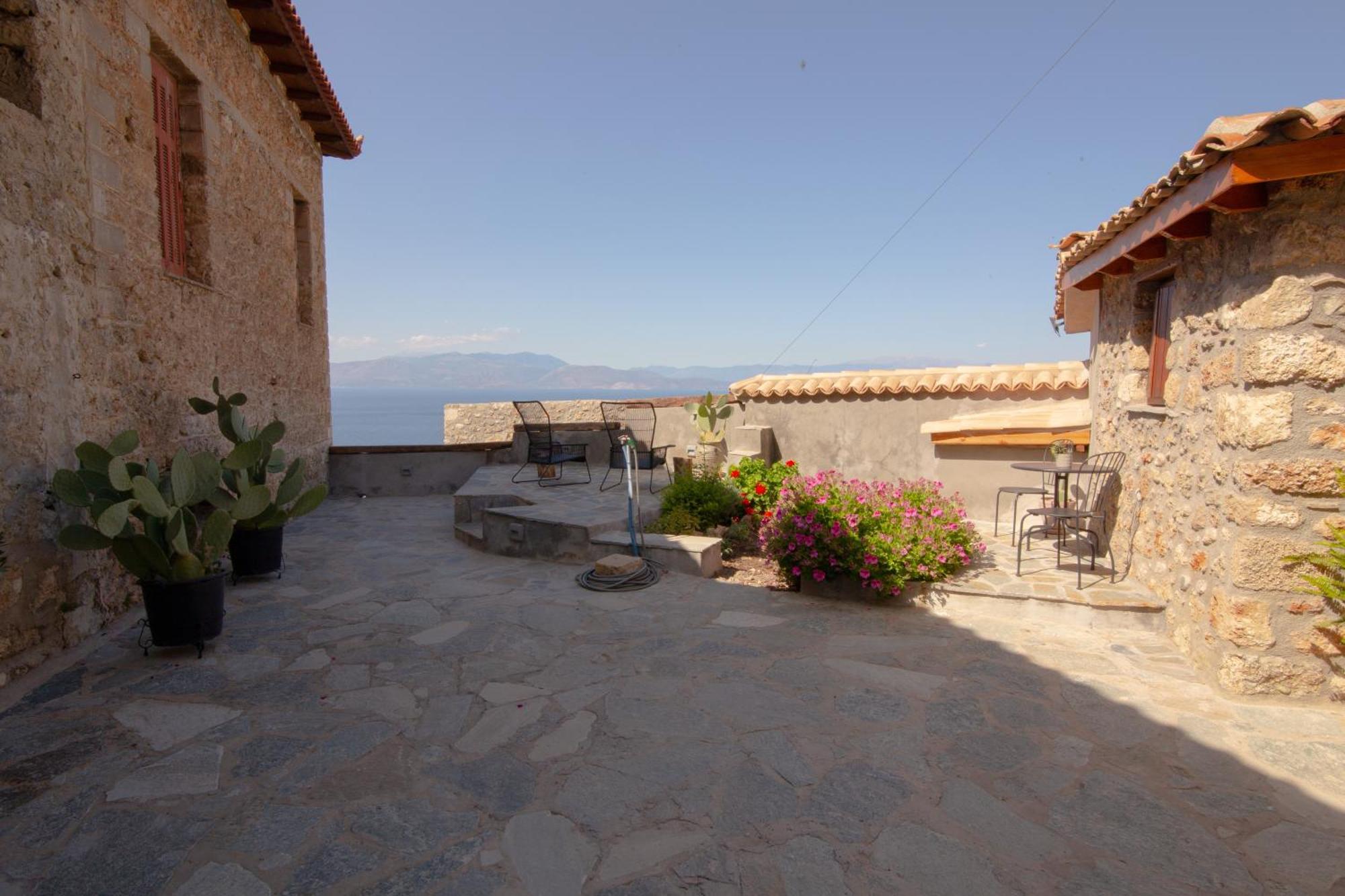 Fteri Stone House In Platanos, Akrata Apartamento Exterior foto