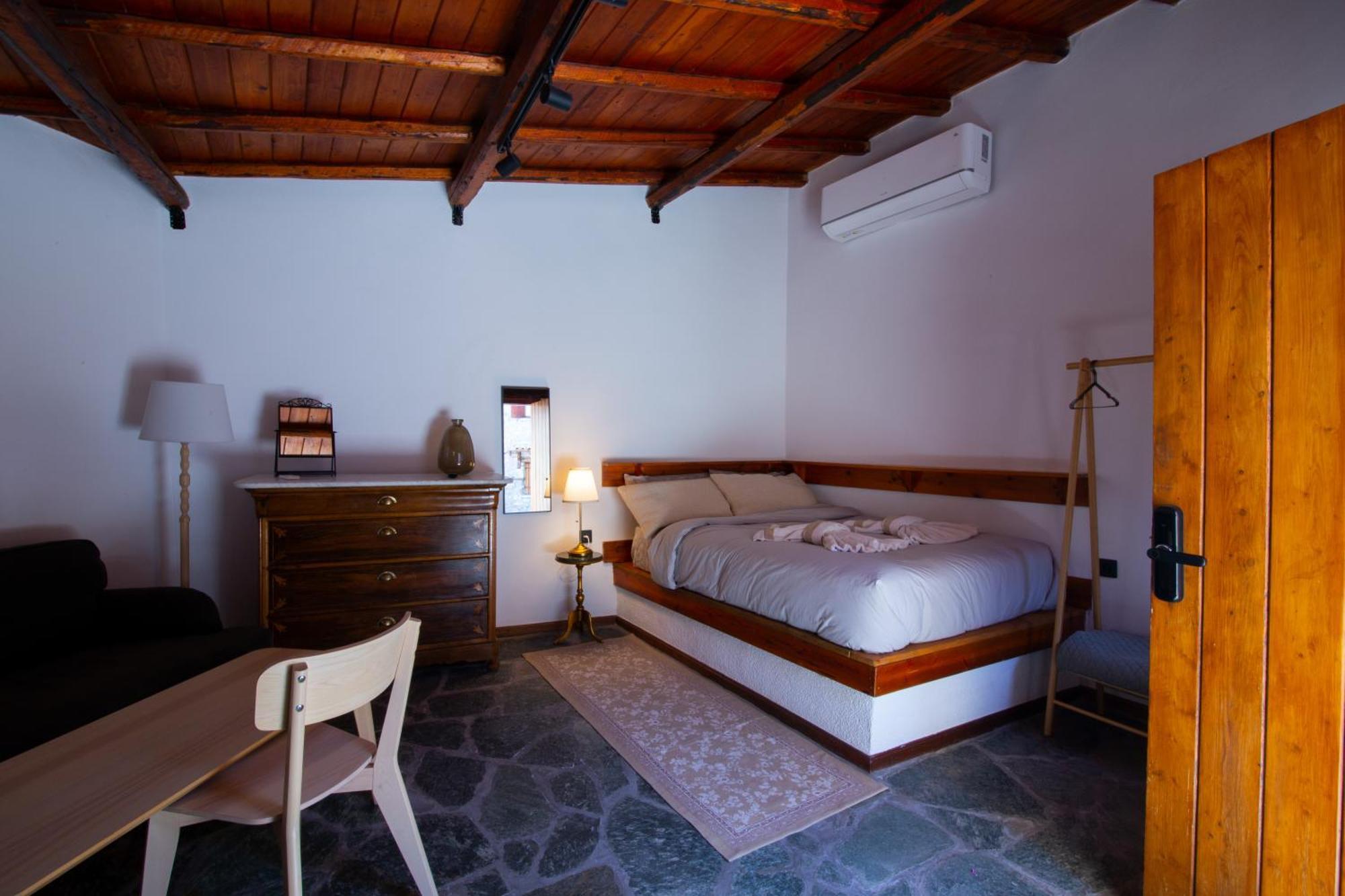 Fteri Stone House In Platanos, Akrata Apartamento Exterior foto