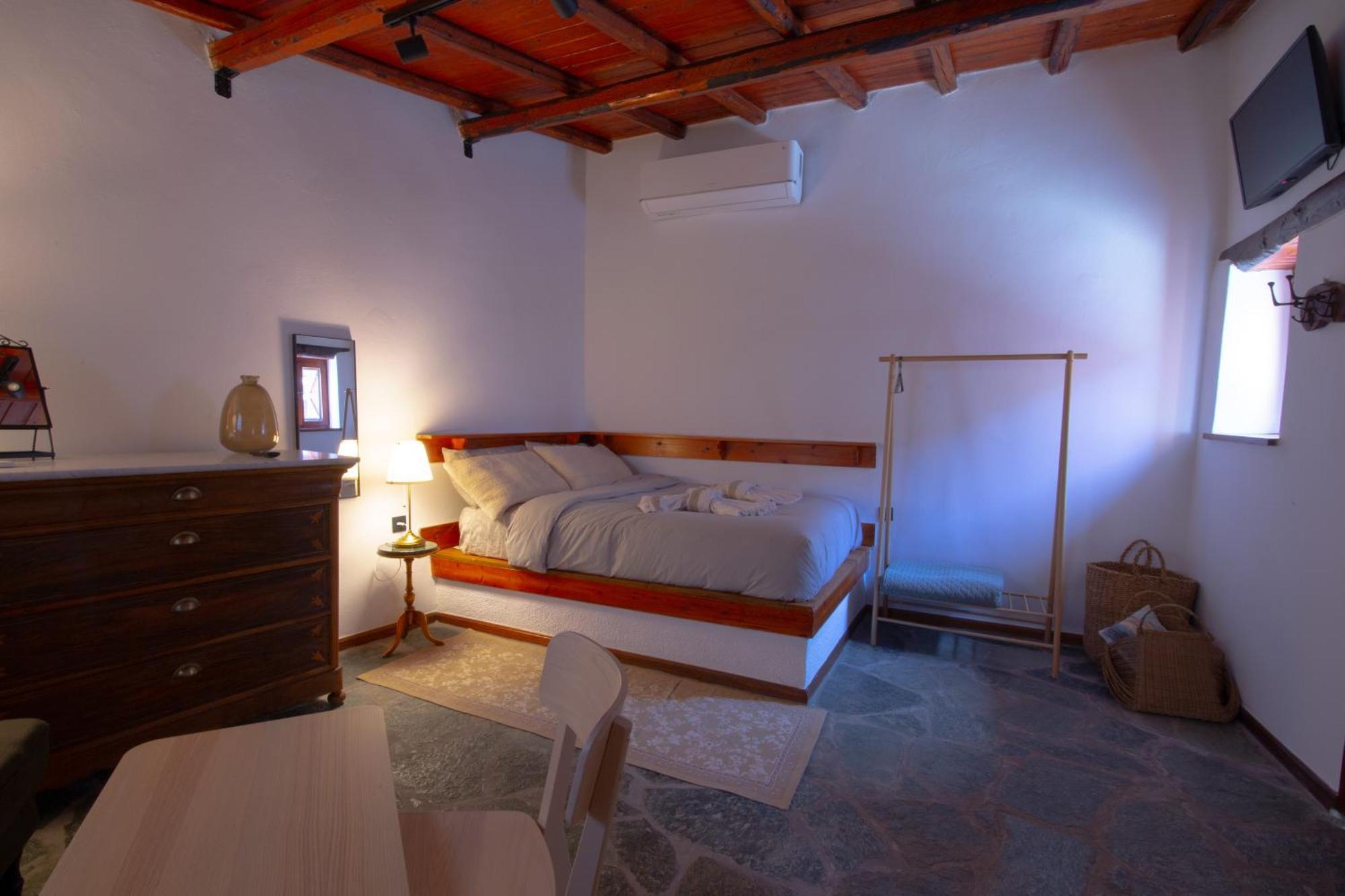 Fteri Stone House In Platanos, Akrata Apartamento Exterior foto