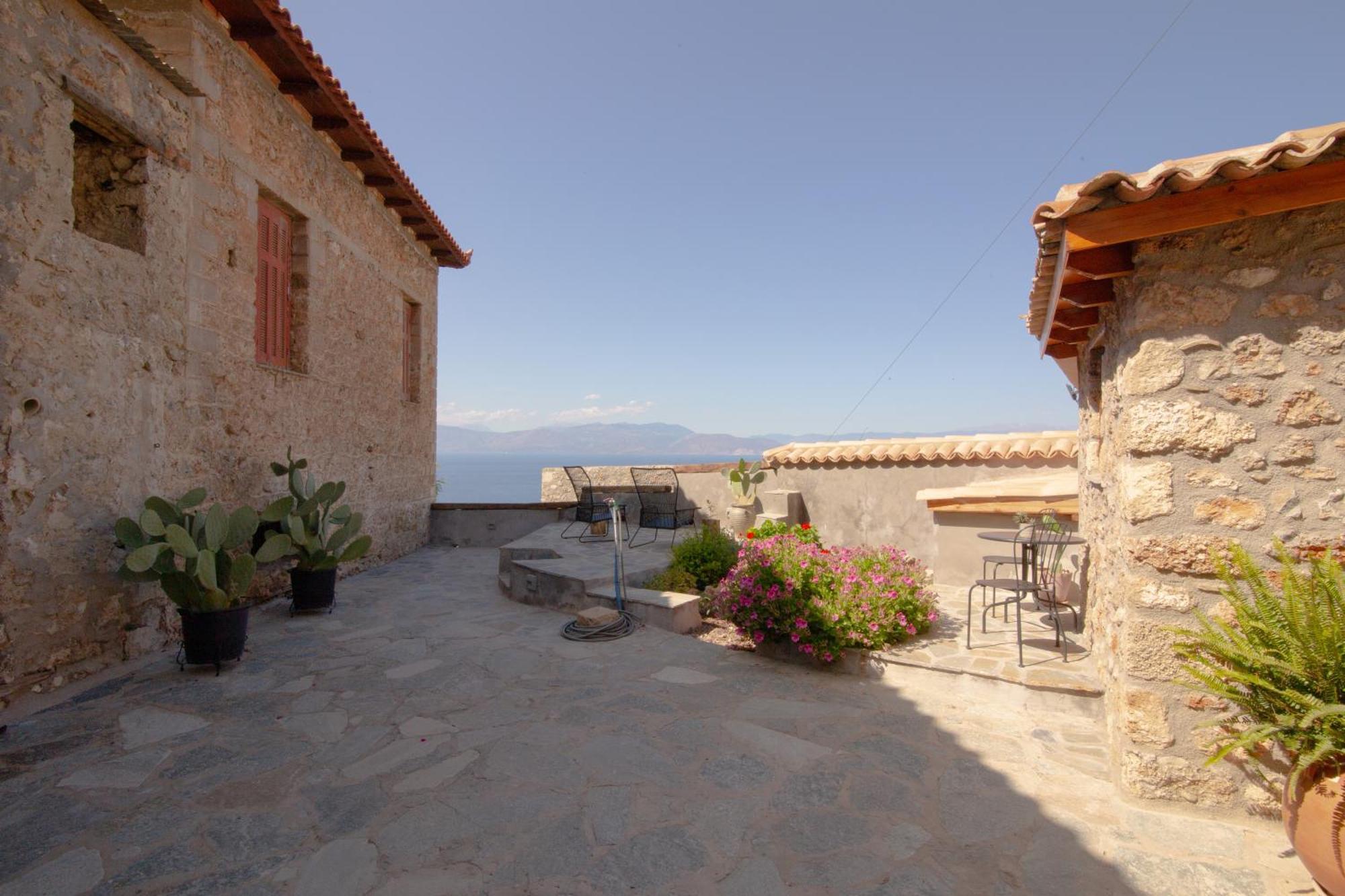 Fteri Stone House In Platanos, Akrata Apartamento Exterior foto